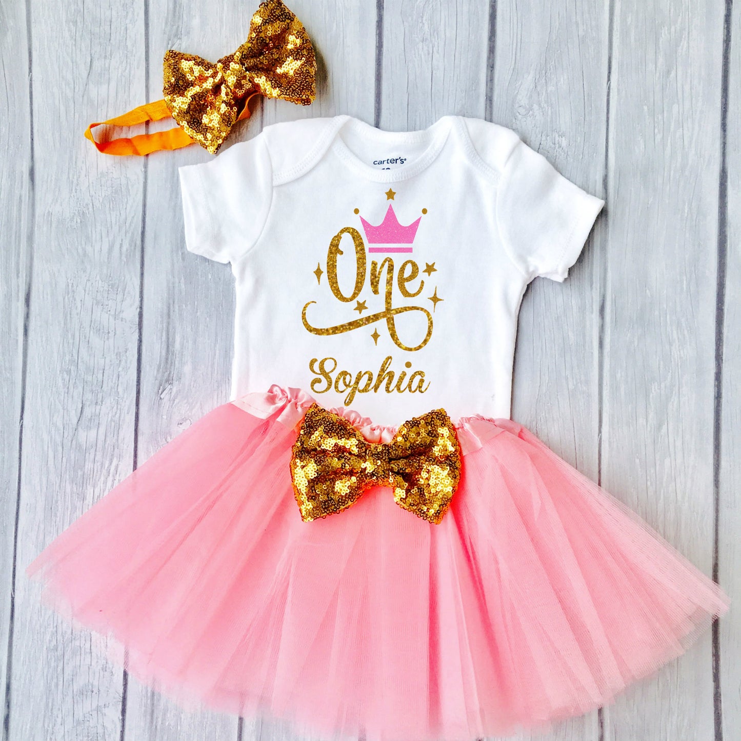 Baby Girls 1st Birthday Outfit, special gift for your princess - Sparkly Gold glittering Design - dipidoostudios